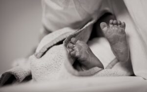 feet of a newborn baby